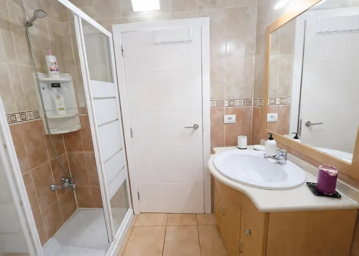 Keka's - Centre Apartment
